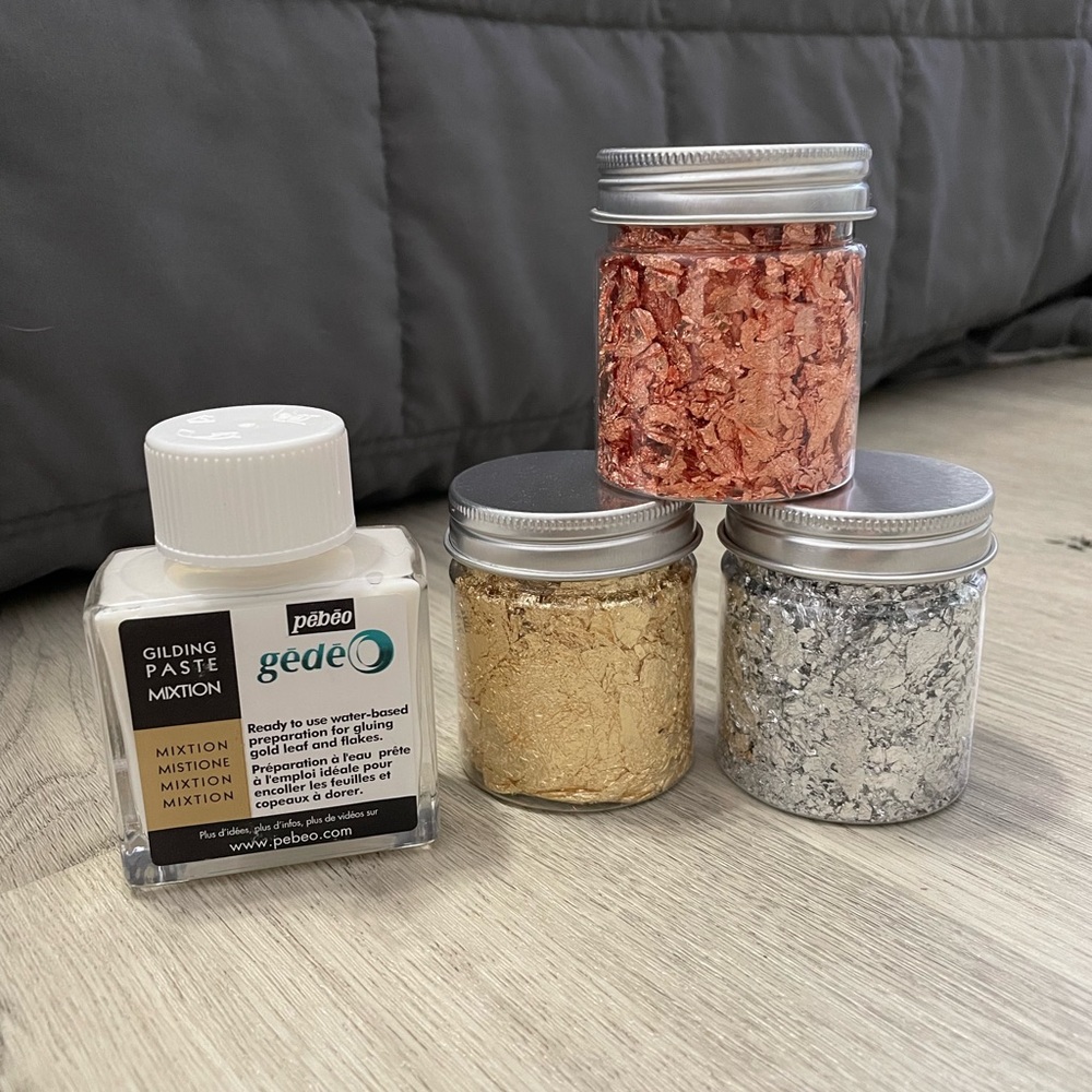 Pebeo Gilding paste with metallic foil flakes for crafts